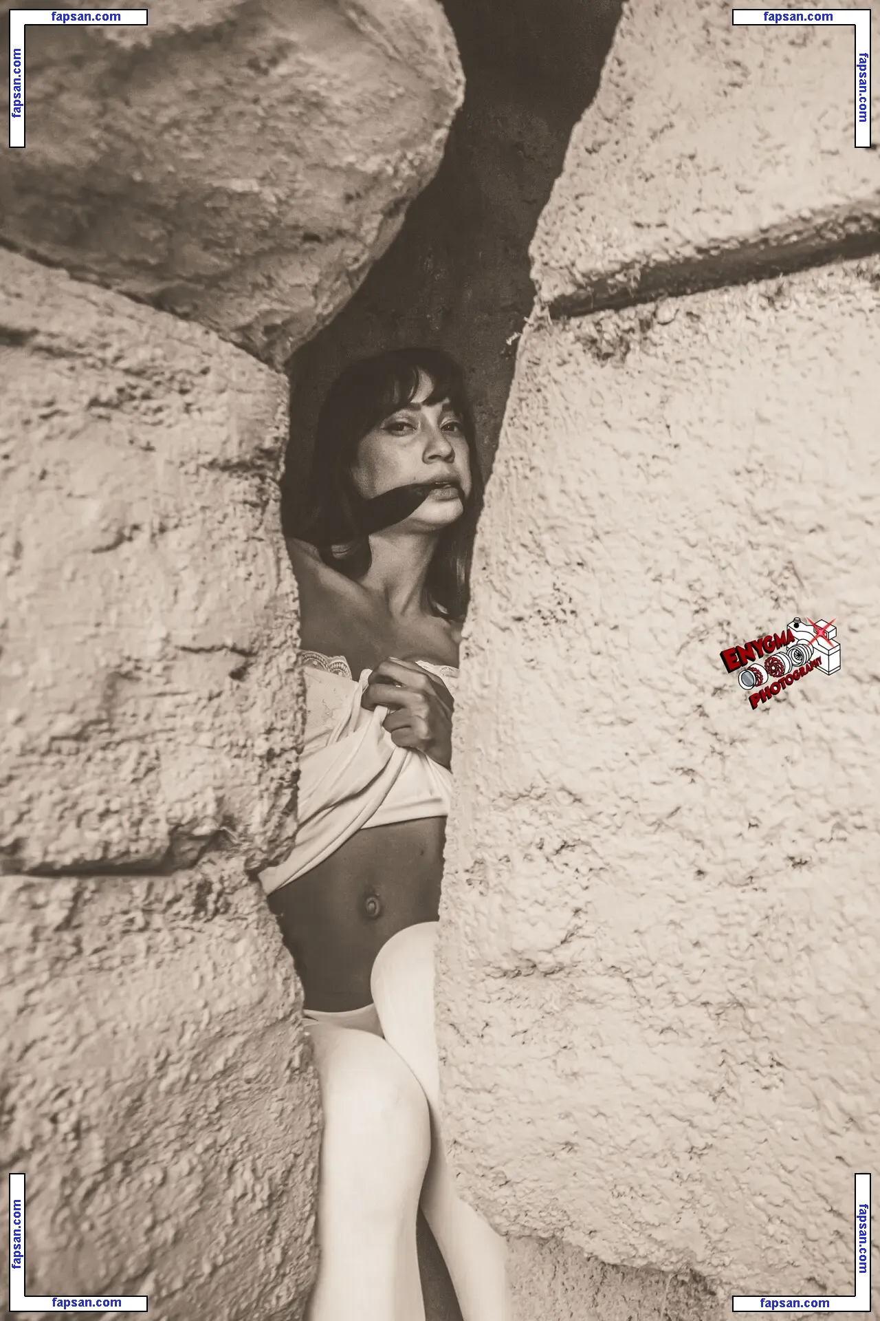 Salina Barajas голая фото #0027 с Онлифанс