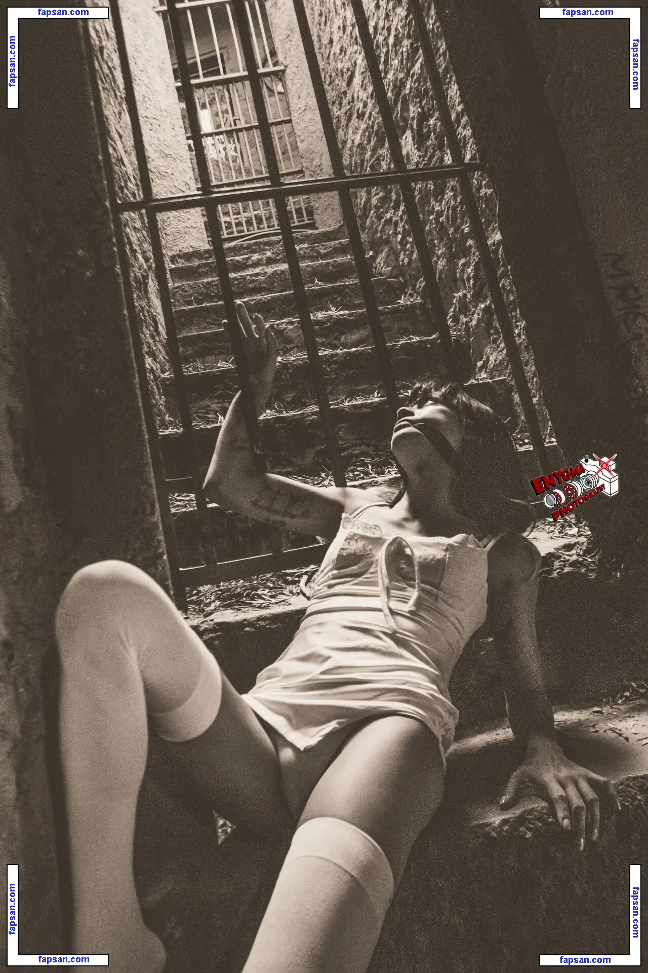 Salina Barajas голая фото #0030 с Онлифанс