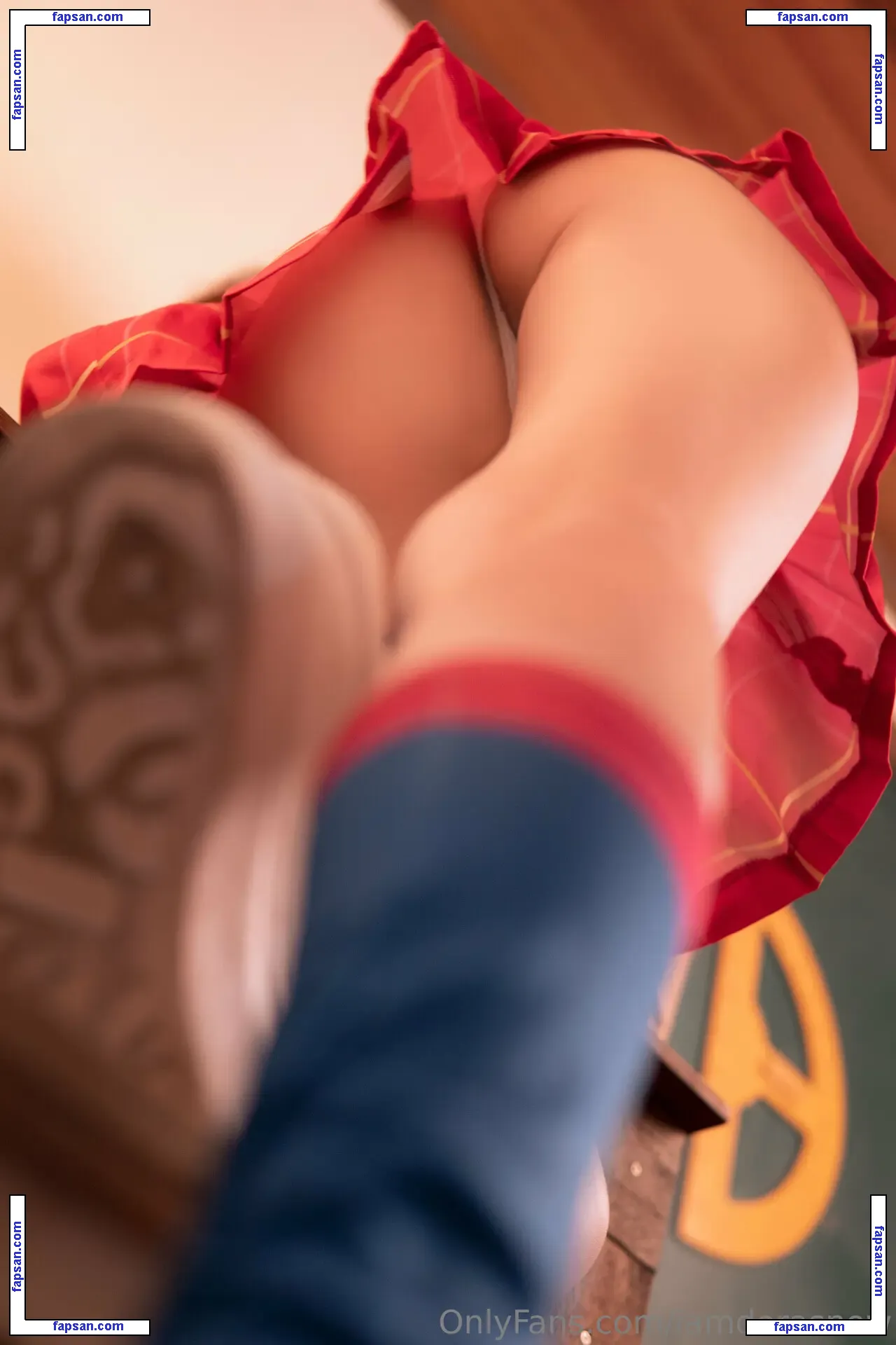 Sally Dorasnow голая фото #1164 с Онлифанс