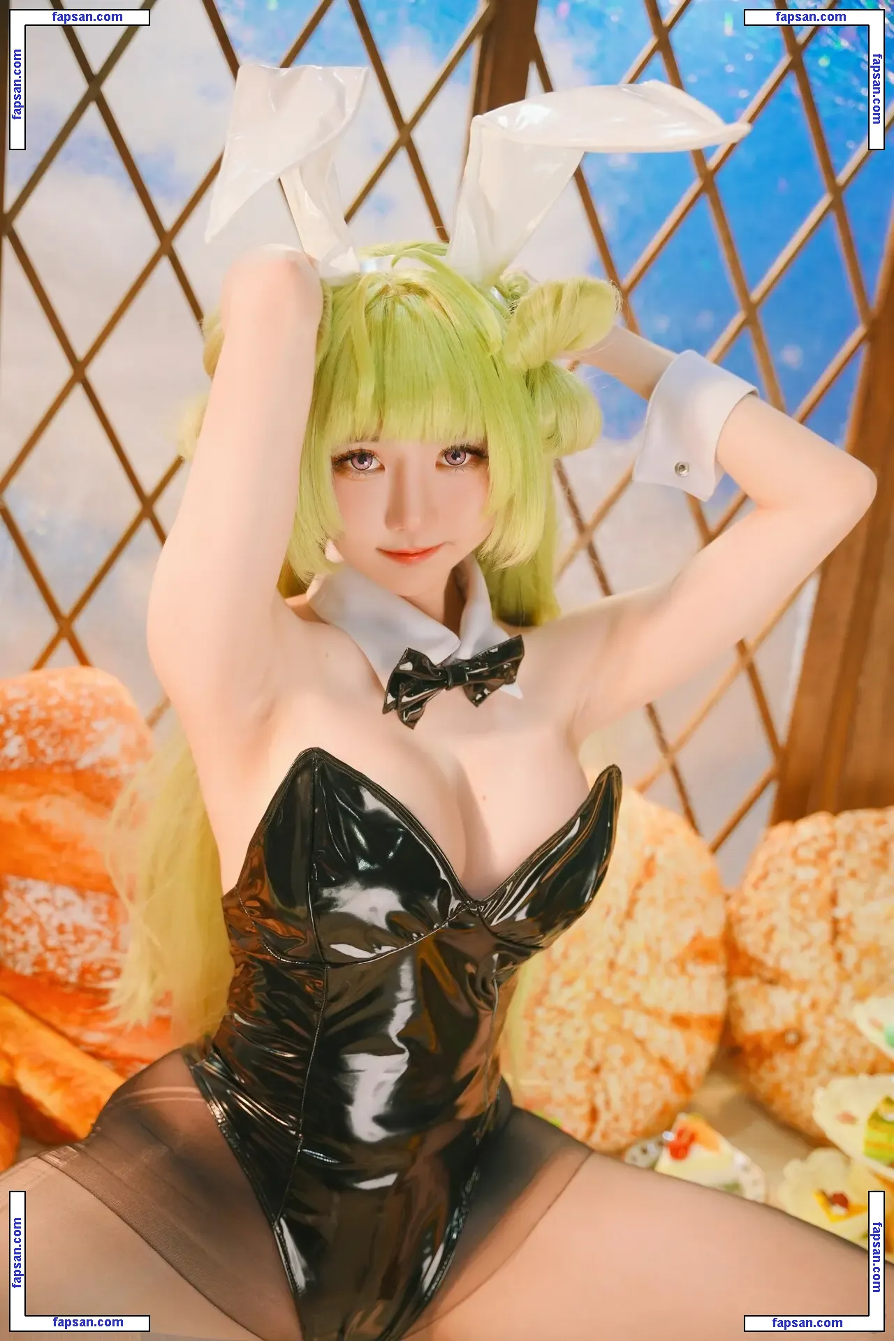 Sally Dorasnow голая фото #1173 с Онлифанс