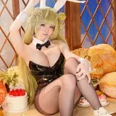 Sally Dorasnow голая #1184