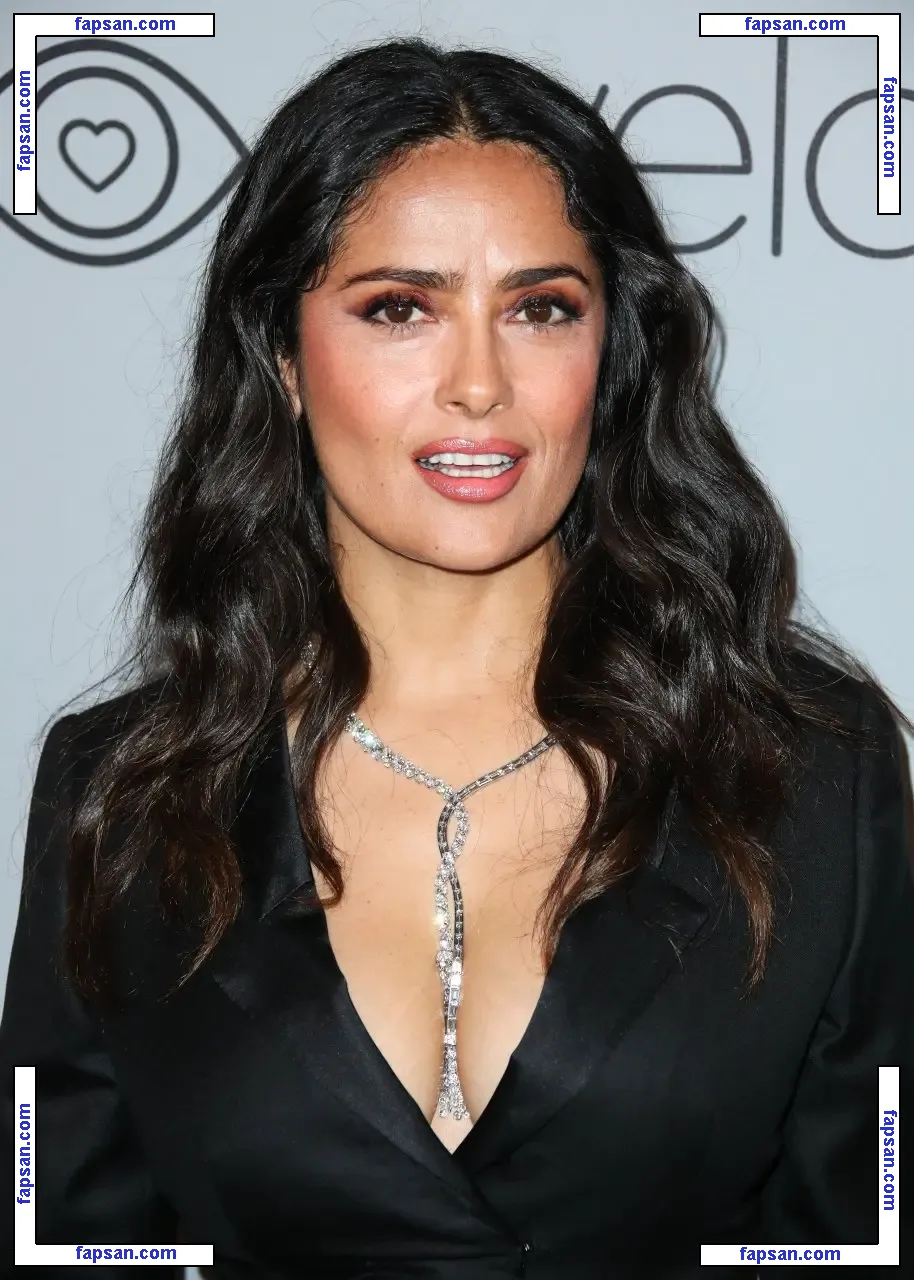 Salma Hayek голая фото #0171 с Онлифанс