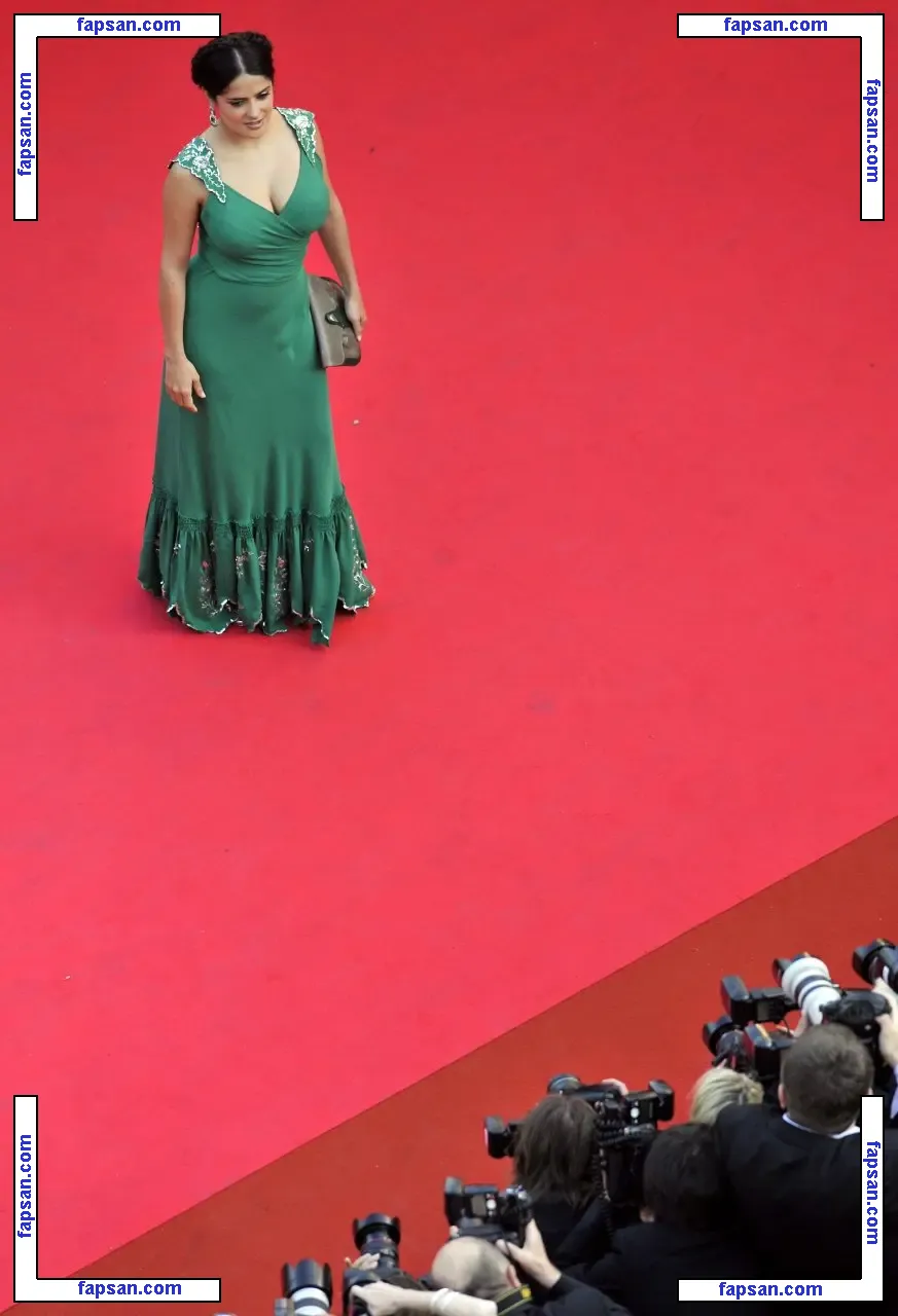 Salma Hayek голая фото #0477 с Онлифанс