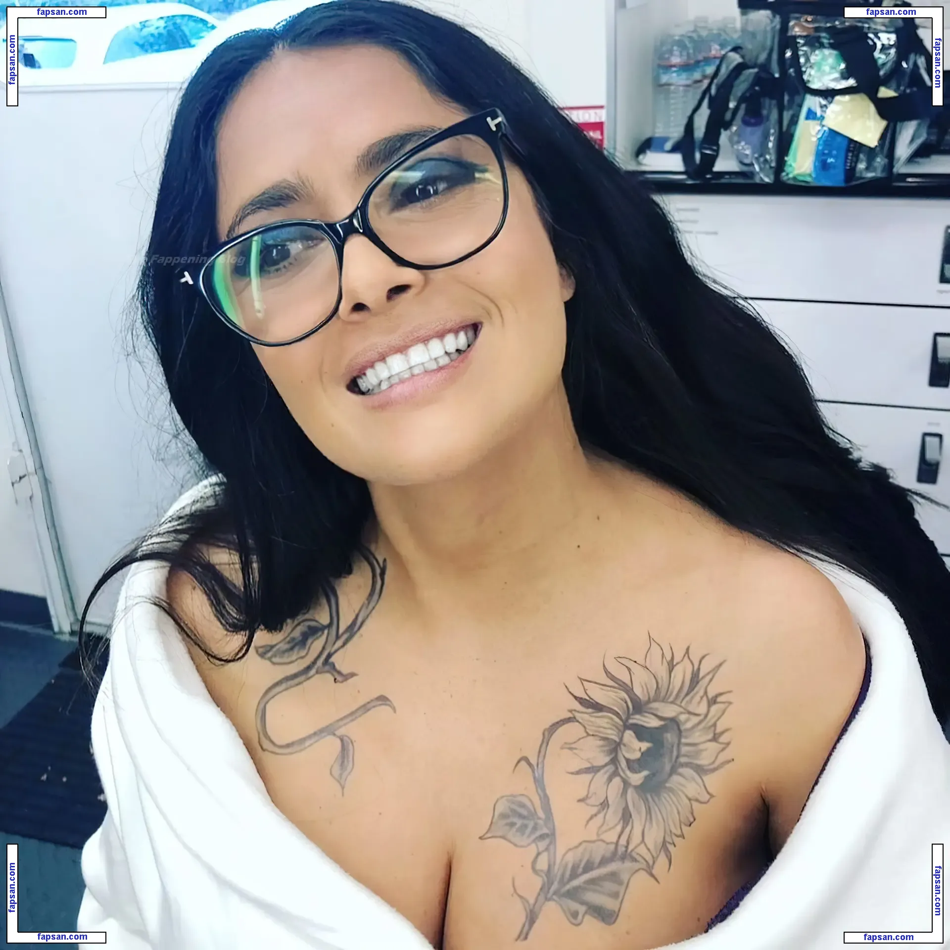 Salma Hayek nude photo #0996 from OnlyFans