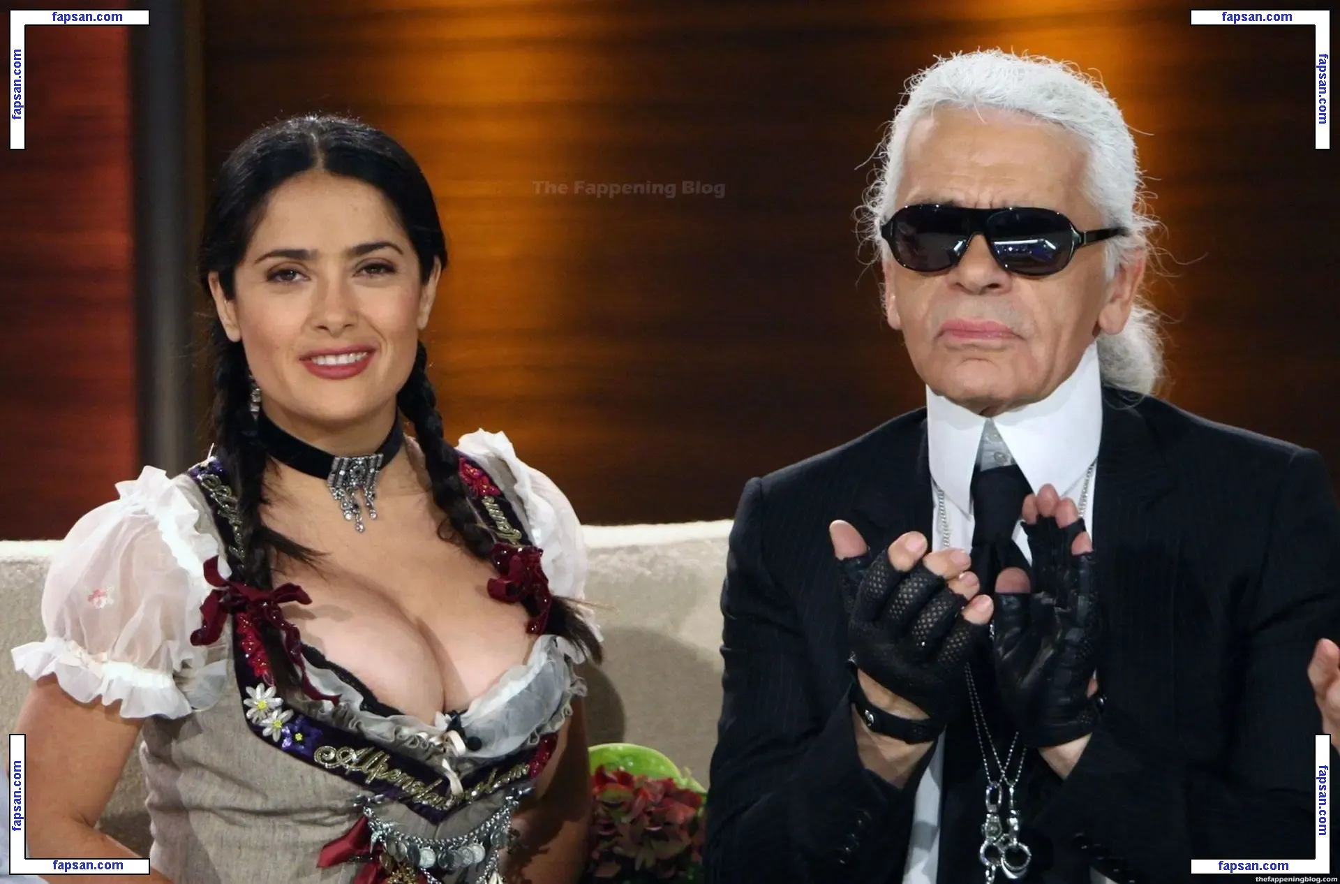 Salma Hayek голая фото #1033 с Онлифанс