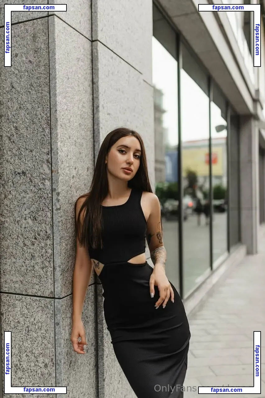 salmapie nude photo #0017 from OnlyFans
