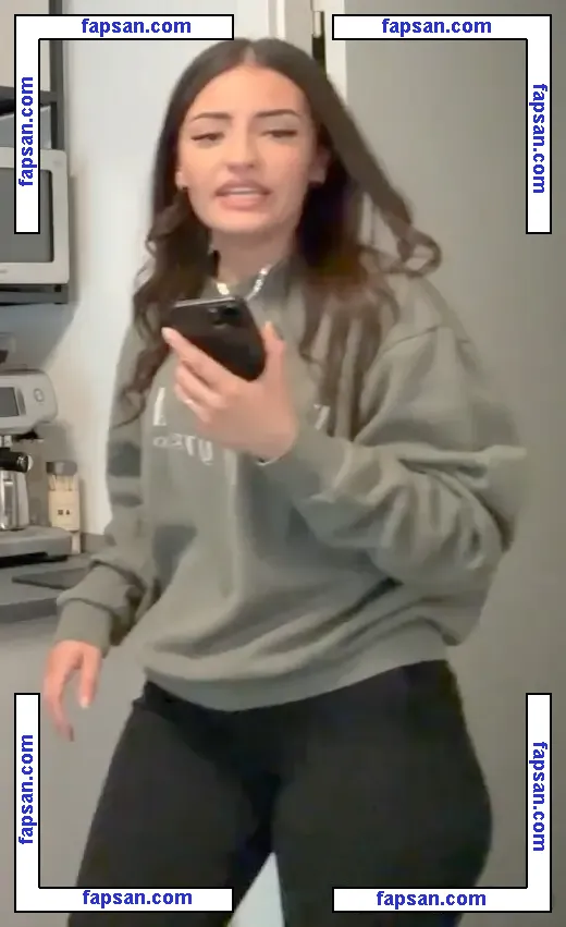 salmmus голая фото #0005 с Онлифанс