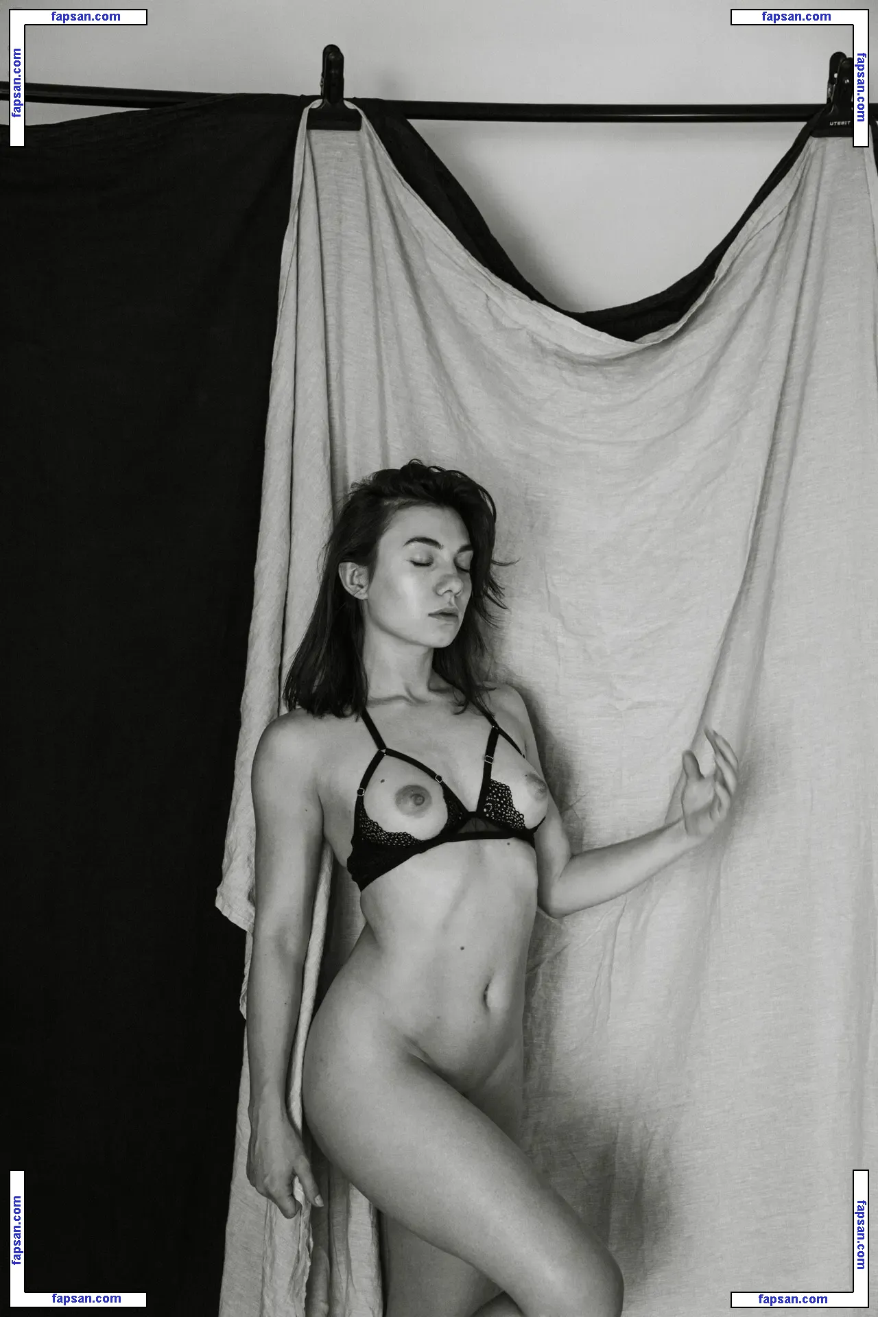 Salome Lancolia nude photo #0009 from OnlyFans