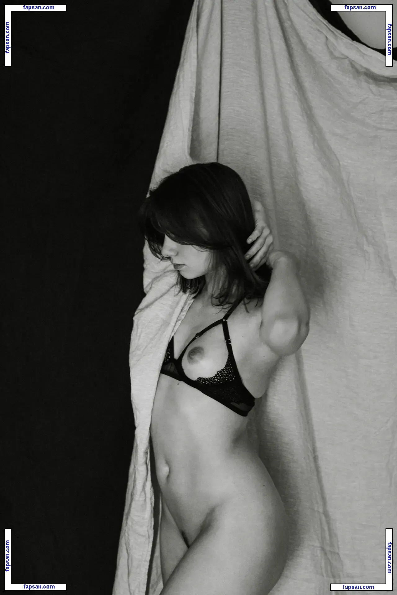 Salome Lancolia nude photo #0010 from OnlyFans