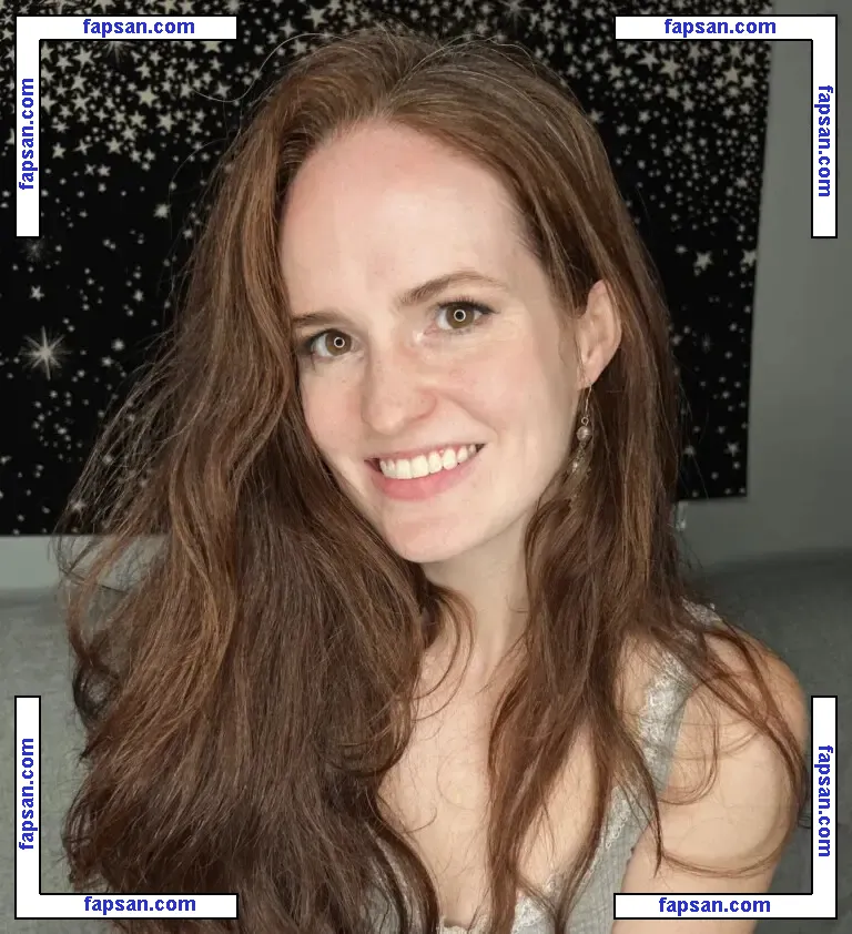 Saltysweetcaroline голая фото #0011 с Онлифанс