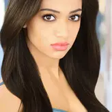 Samantha Logan nude #0013