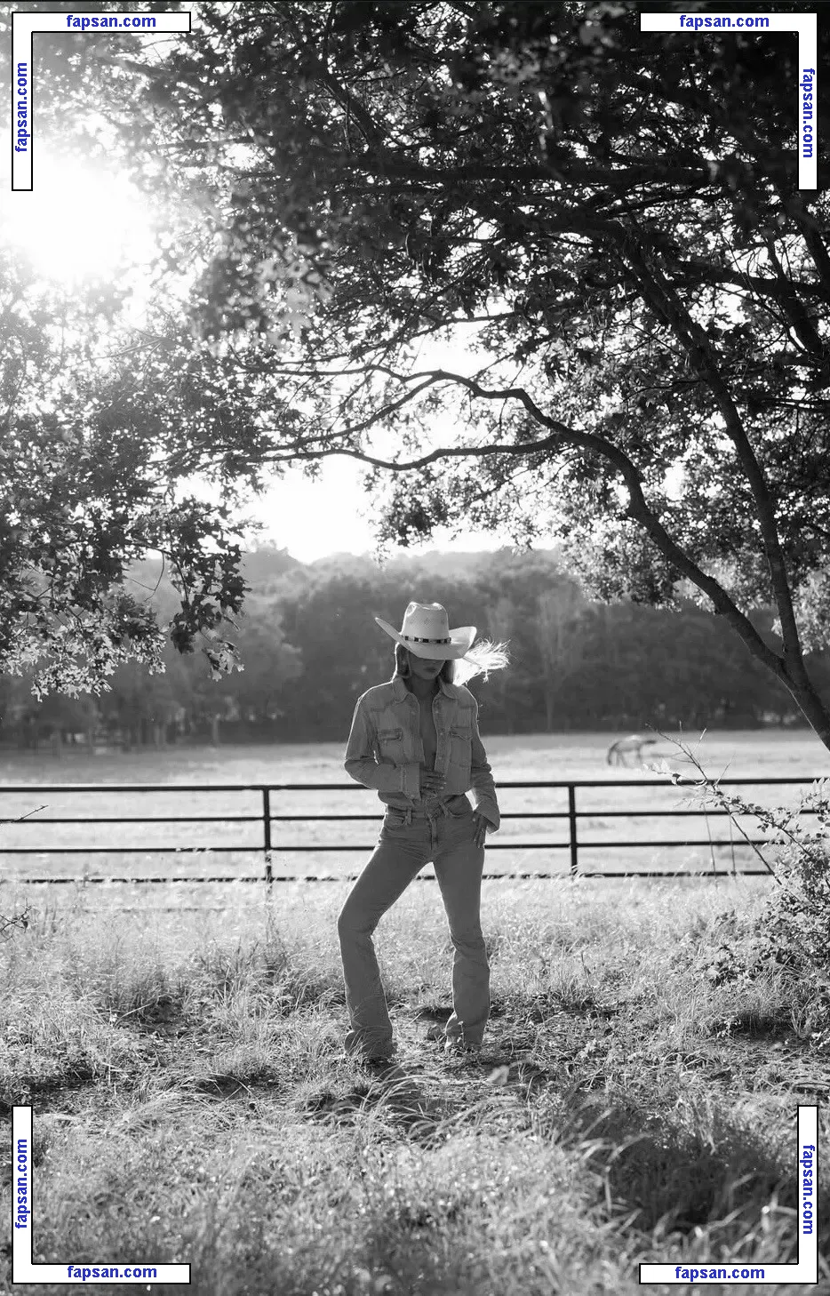 Samantha Riehl голая фото #0042 с Онлифанс