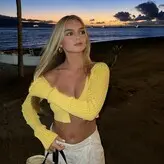 Samantha Riehl nude #0019