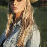 Samantha Riehl nude #0041