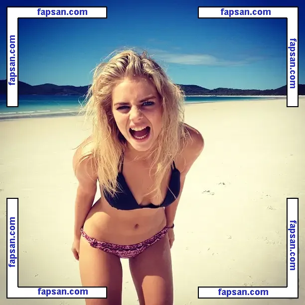 Samara Weaving nude photo #0181 from OnlyFans