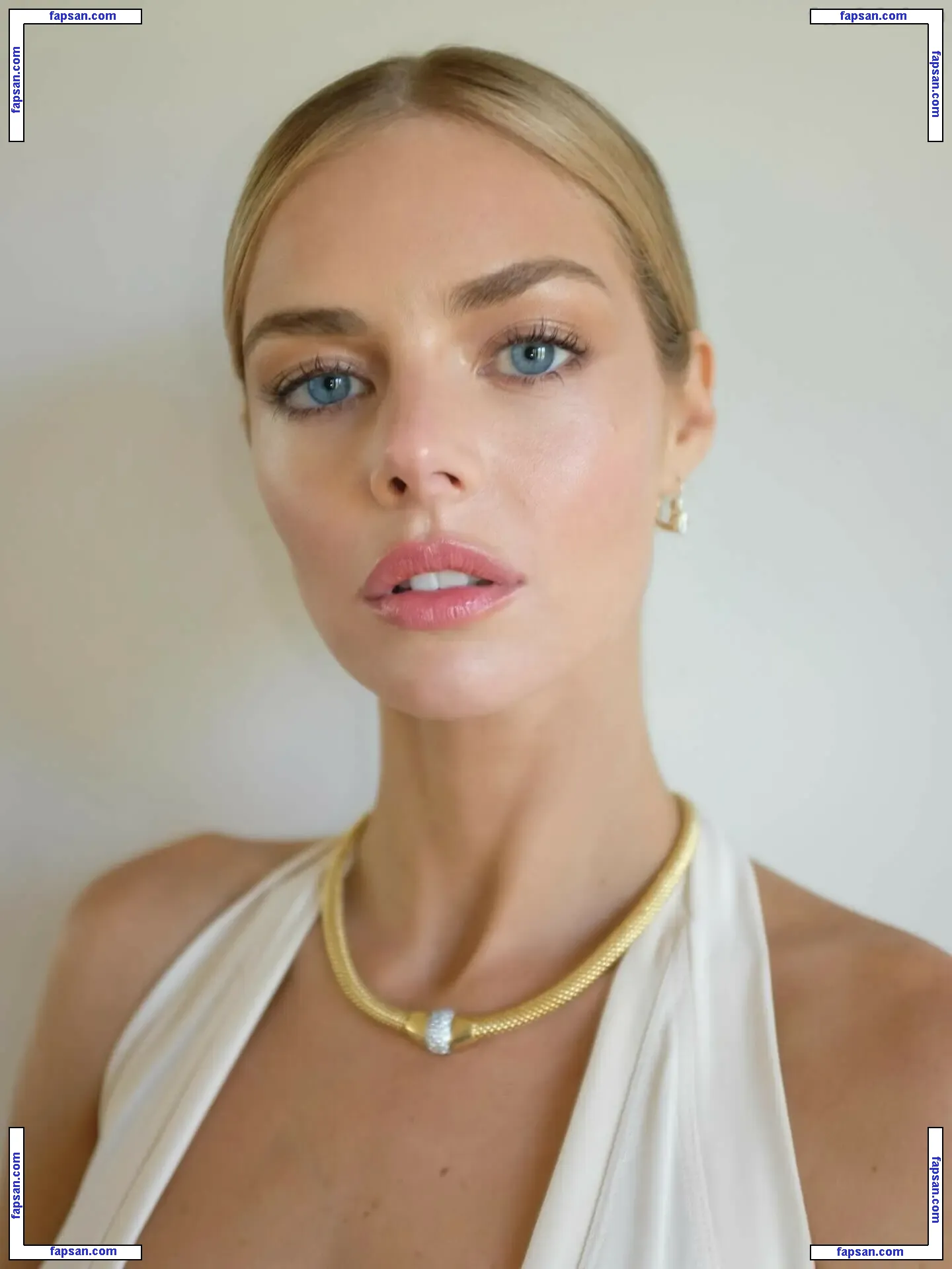 Samara Weaving голая фото #0519 с Онлифанс