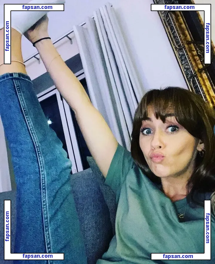 Samia Ghadie nude photo #0026 from OnlyFans