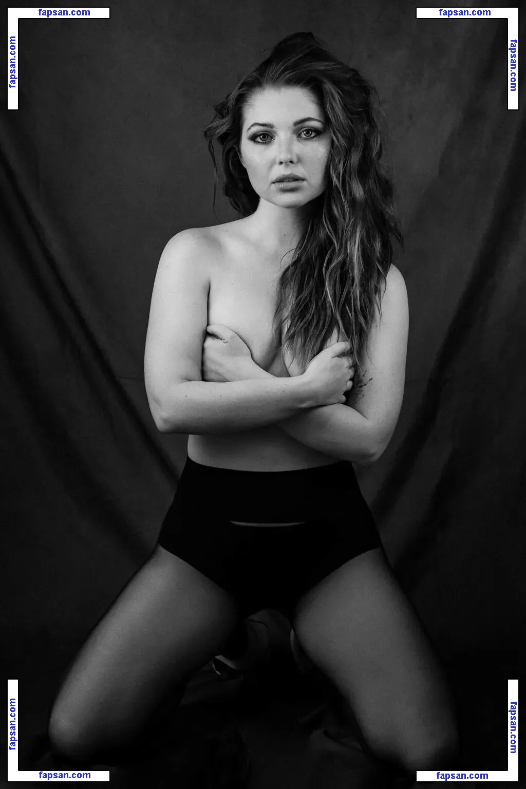 Sammi Hanratty nude photo #0695 from OnlyFans