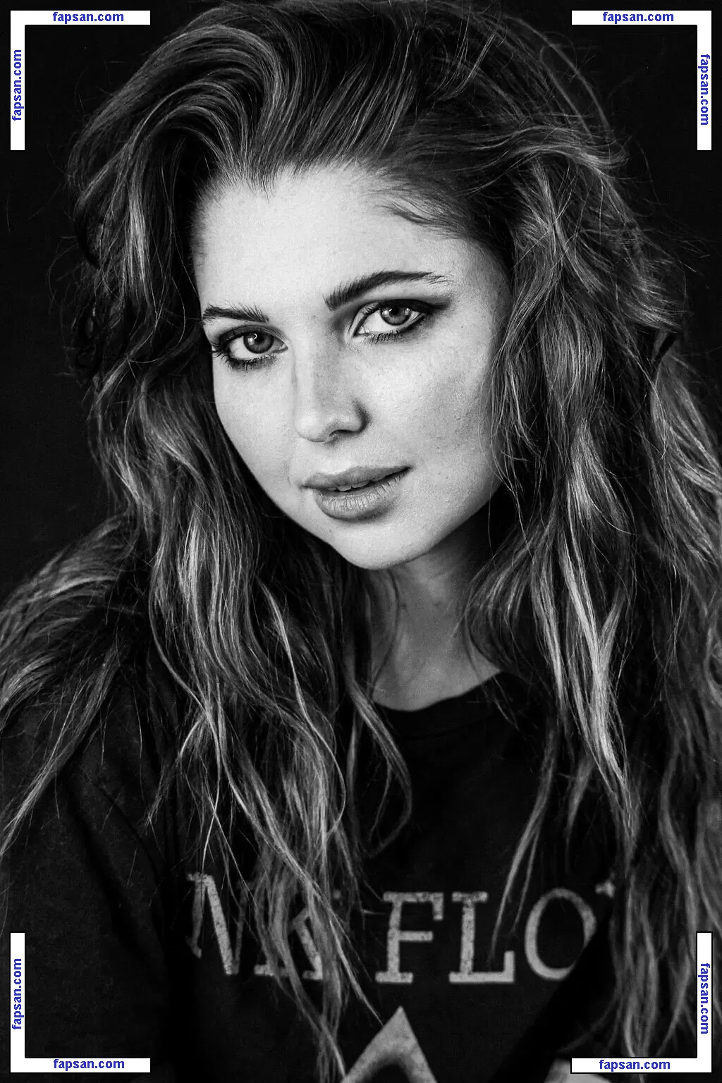 Sammi Hanratty nude photo #0698 from OnlyFans