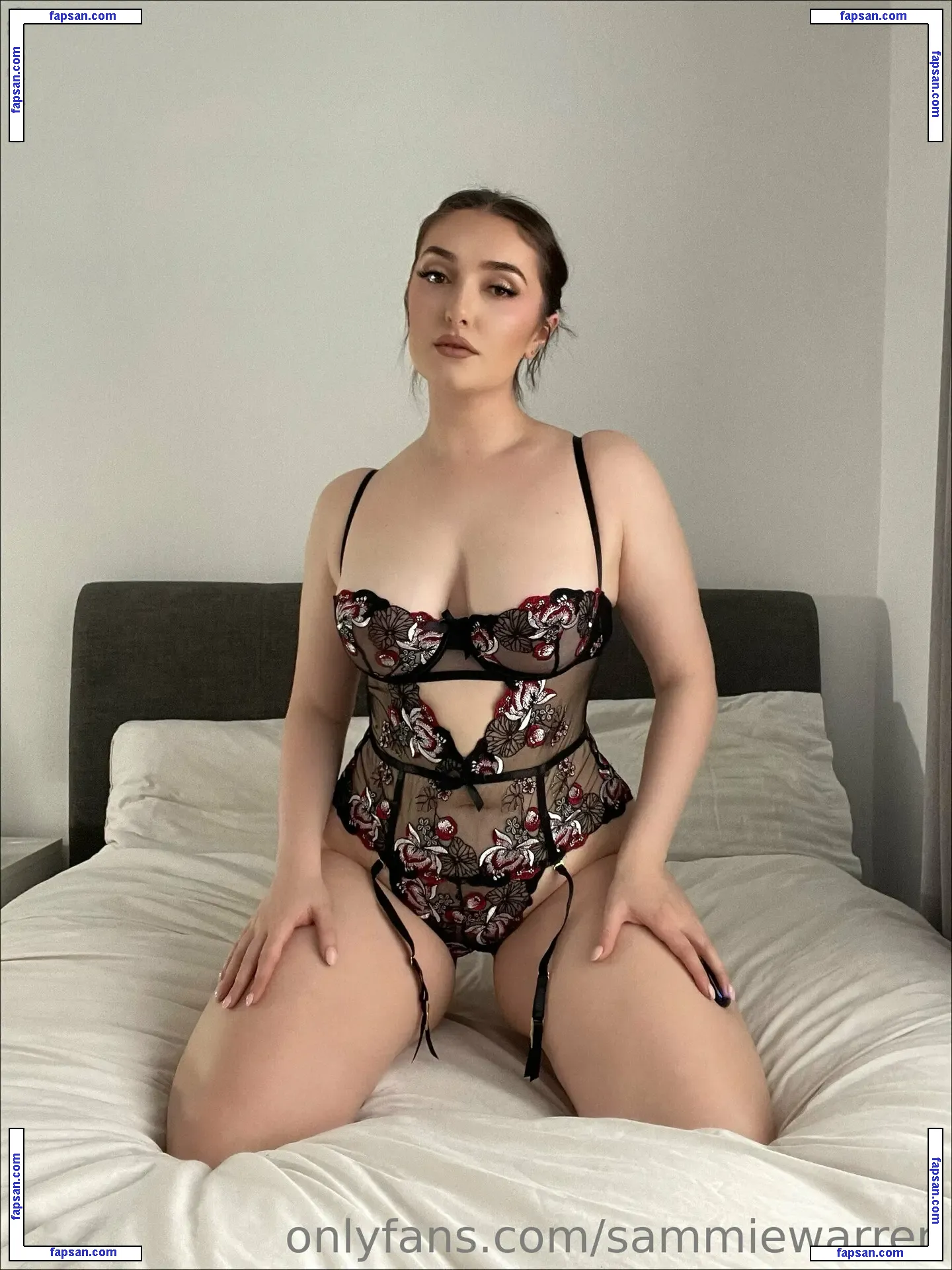 sammiewarren nude photo #0060 from OnlyFans