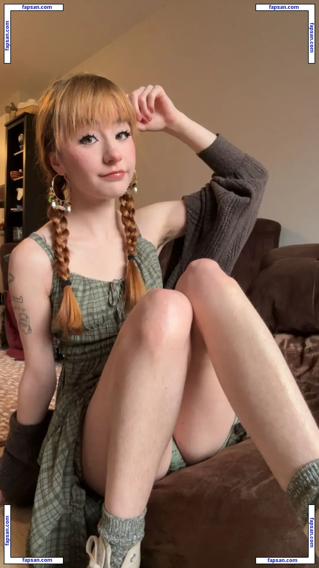 Sammynoodlesoup nude photo #0186 from OnlyFans