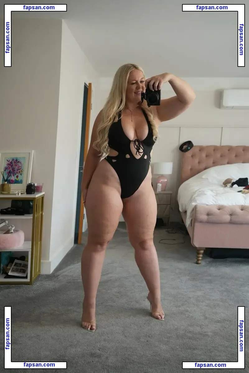 Sammythighsx голая фото #0005 с Онлифанс