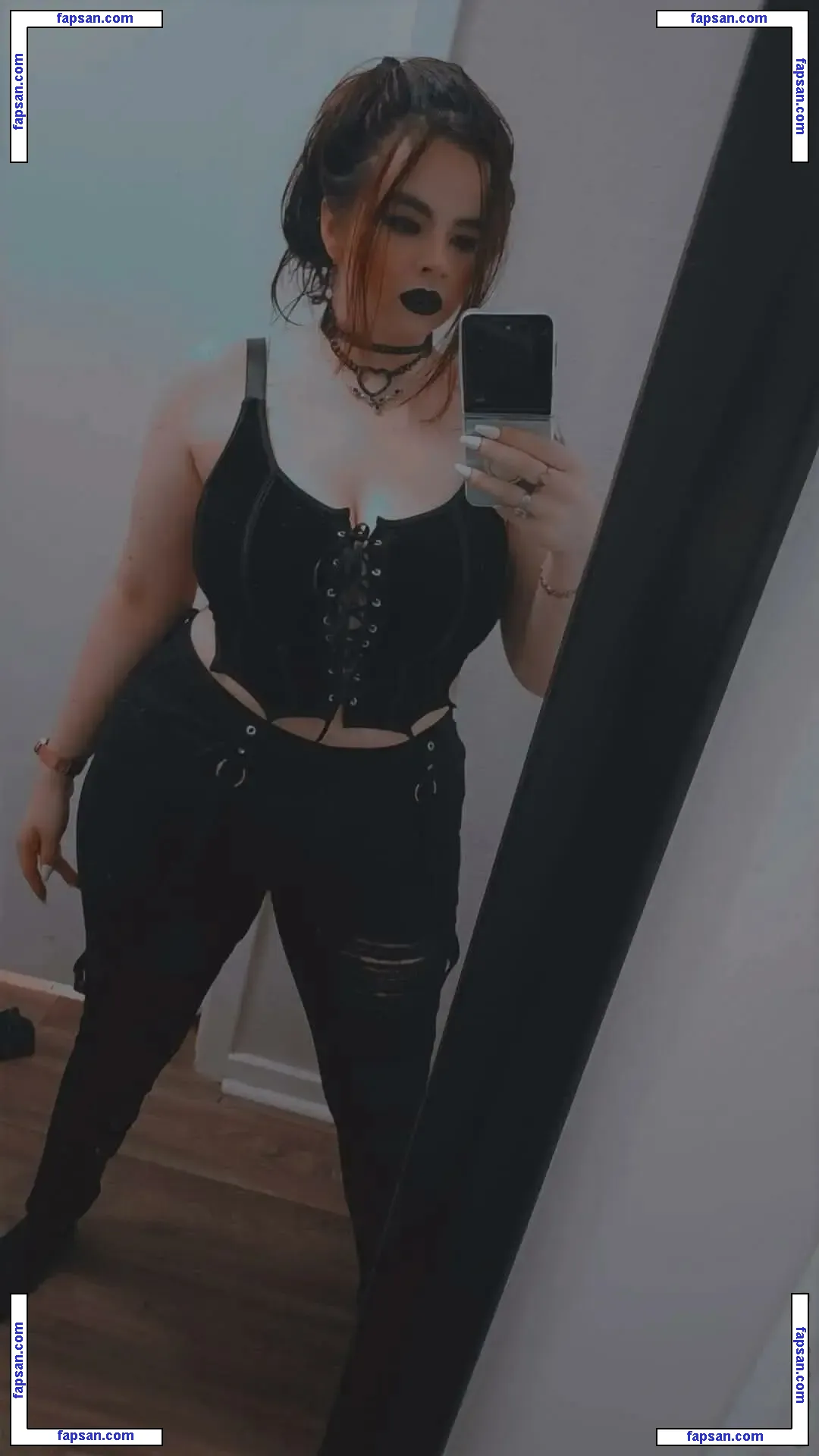 Samofhyrule голая фото #0014 с Онлифанс