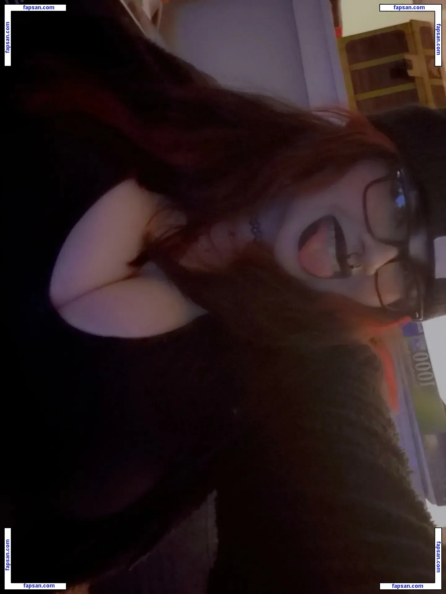 Samofhyrule голая фото #0017 с Онлифанс