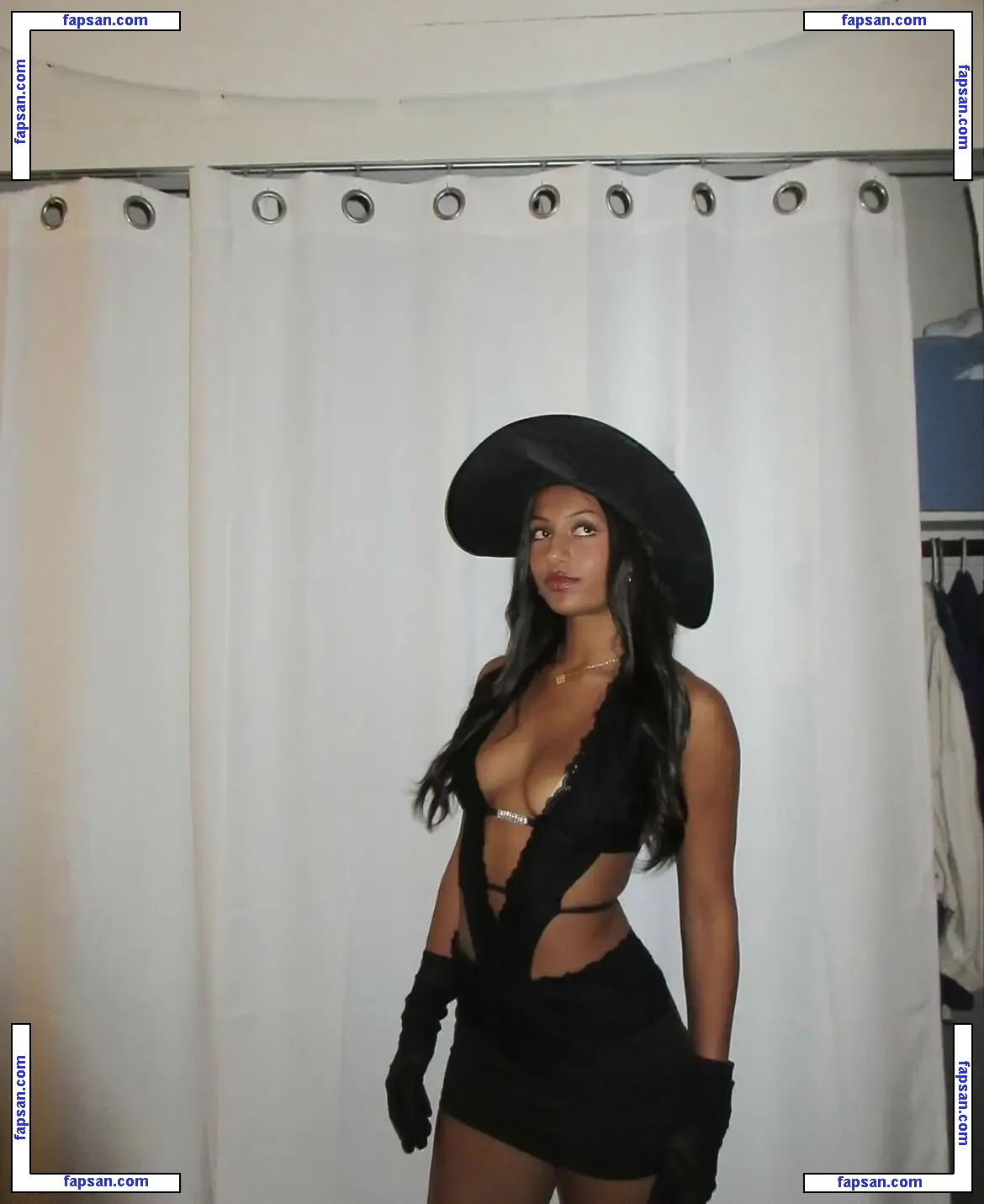 Sanah Gupta голая фото #0004 с Онлифанс