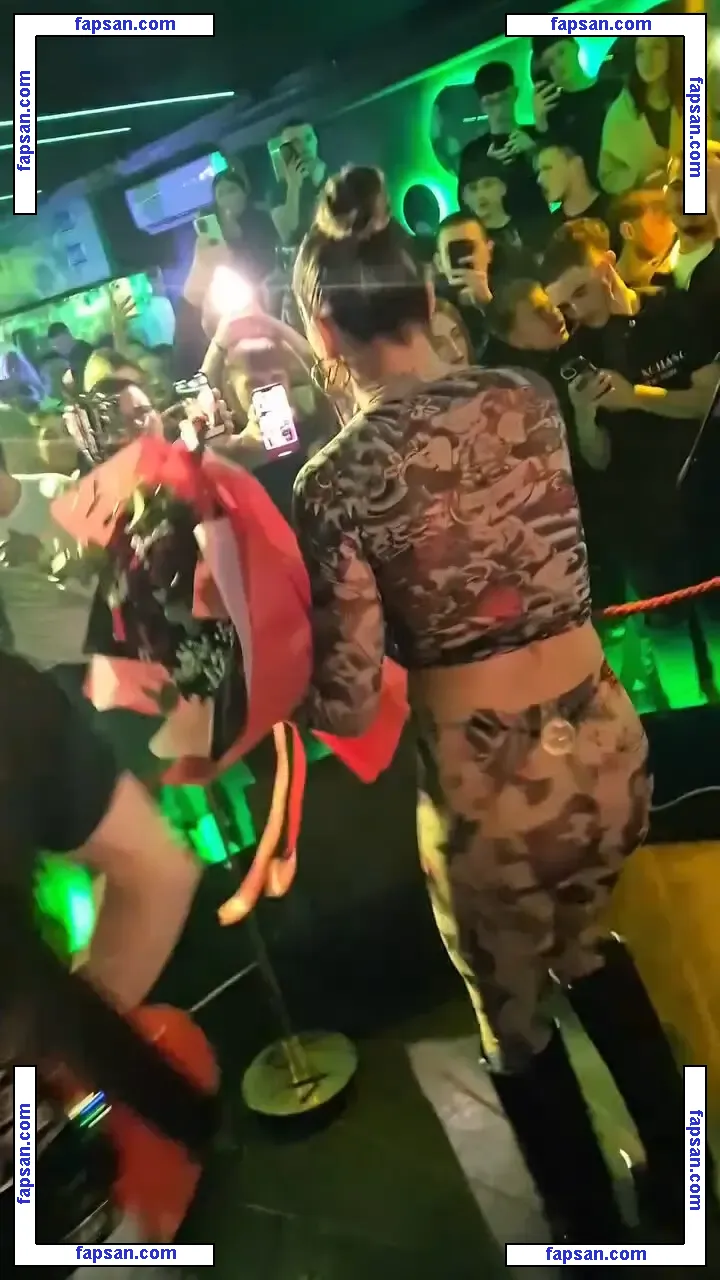 Sandra Afrika nude photo #0067 from OnlyFans