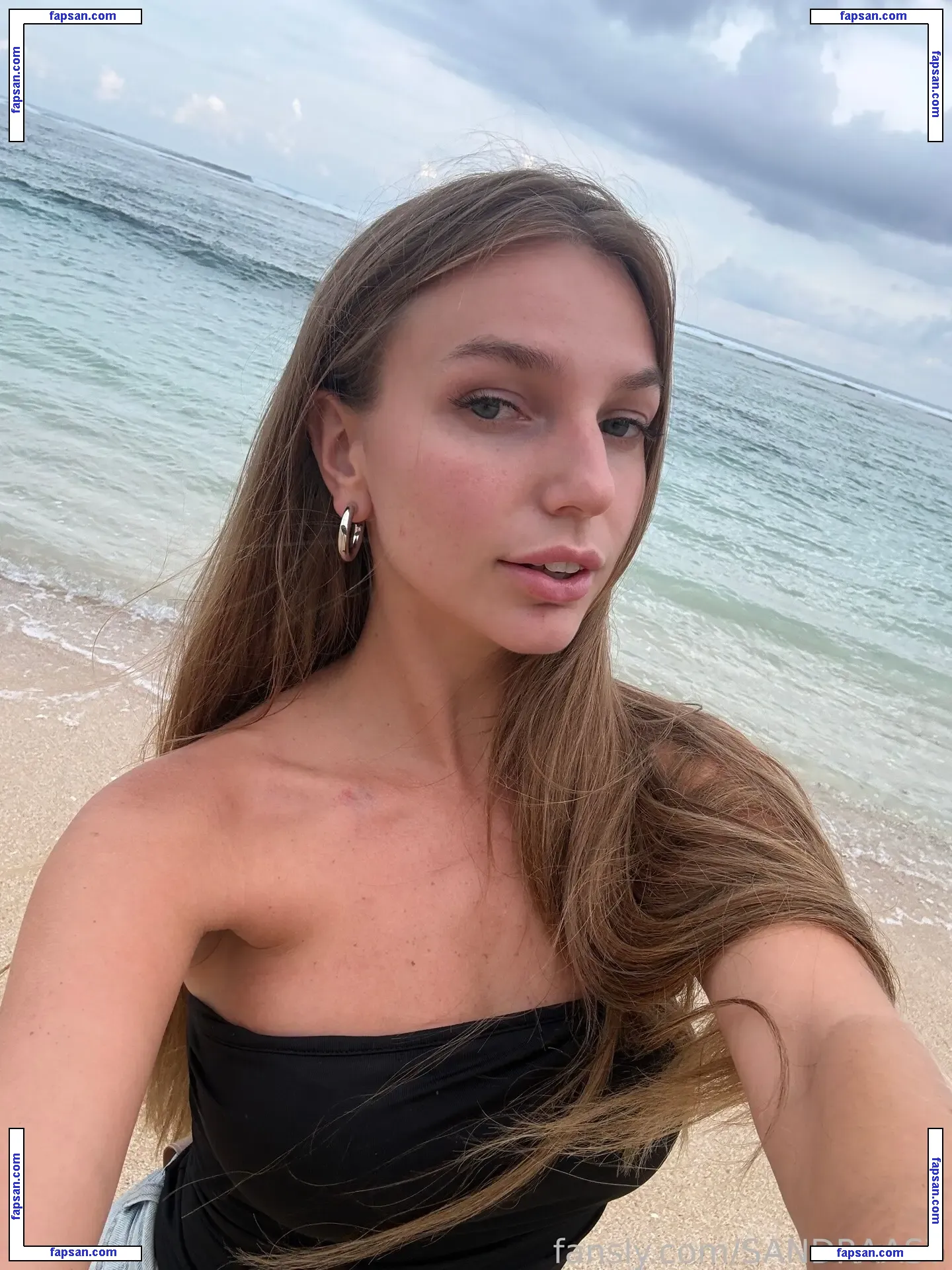 Sandra Sy nude photo #0022 from OnlyFans