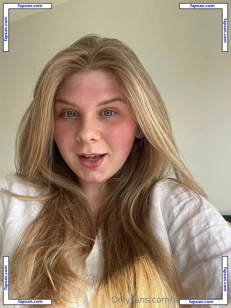 sandysunnyy nude photo #0029 from OnlyFans