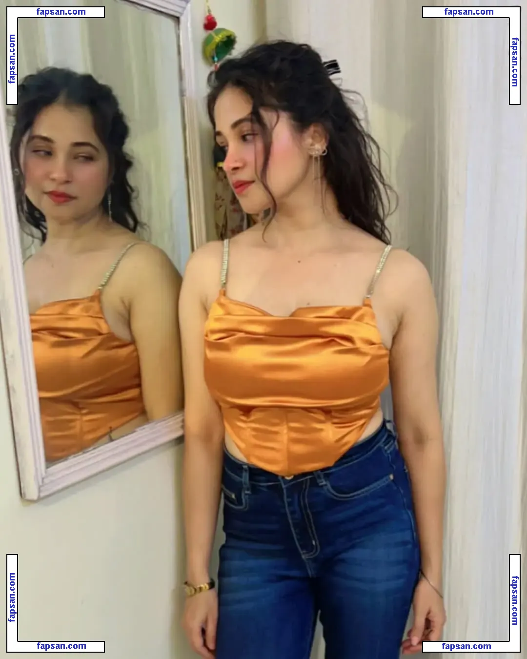 Santoor Mom Rachna nude photo #0003 from OnlyFans
