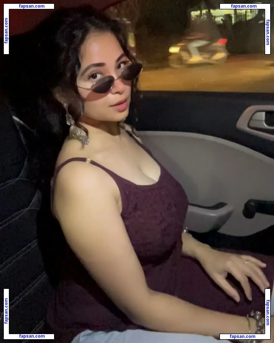 Santoor Mom Rachna nude photo #0009 from OnlyFans