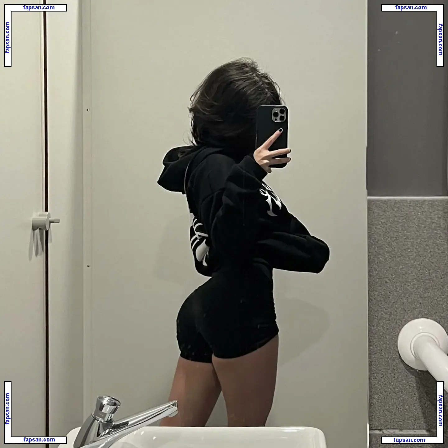 sanymaaa nude photo #0146 from OnlyFans