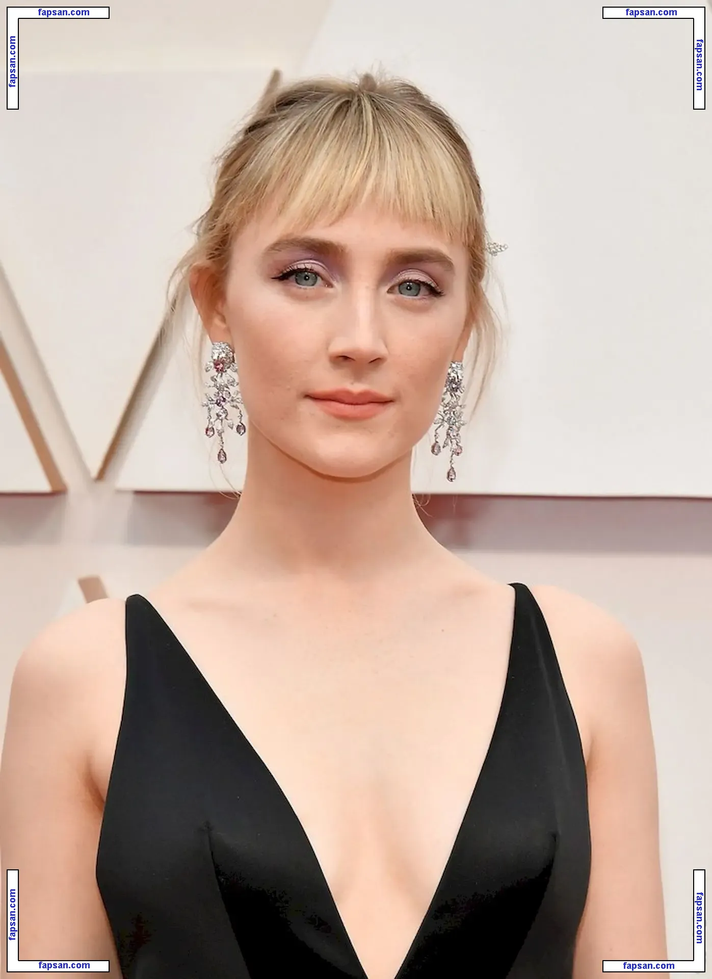 Saoirse Ronan голая фото #0204 с Онлифанс
