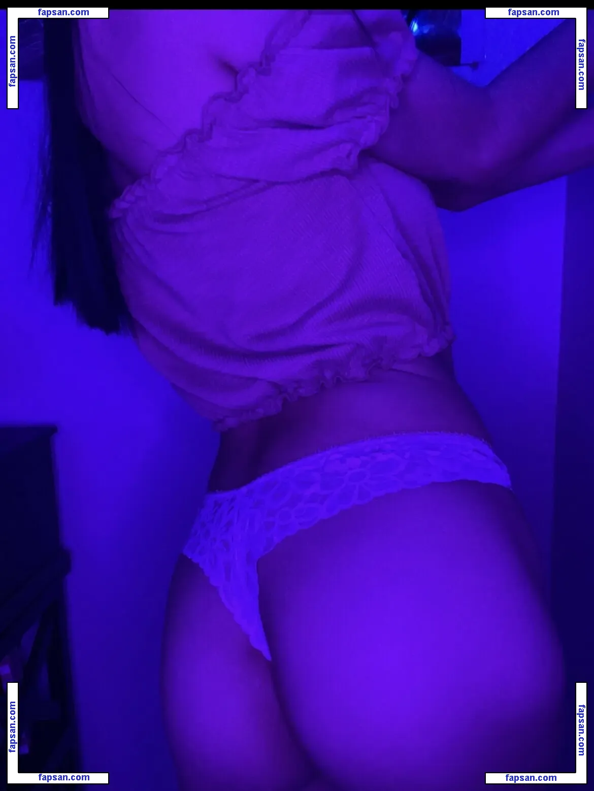 Sapphirecin nude photo #0004 from OnlyFans