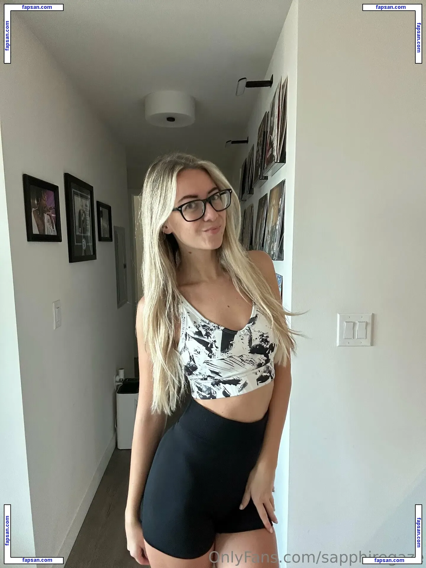 sapphiregaze голая фото #0005 с Онлифанс