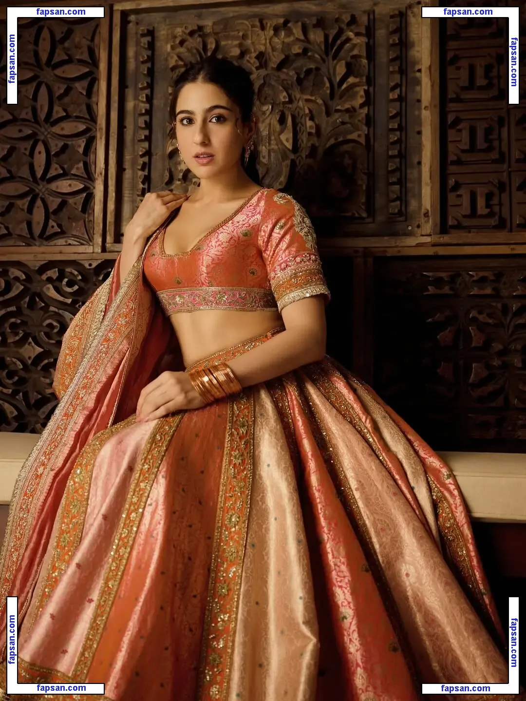 Sara Ali Khan голая фото #0008 с Онлифанс