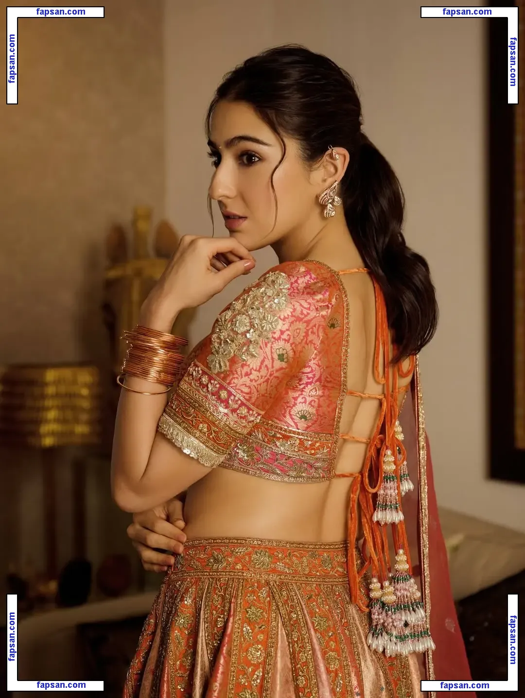 Sara Ali Khan голая фото #0009 с Онлифанс