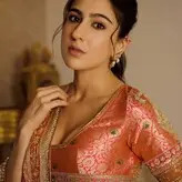 Sara Ali Khan голая #0006