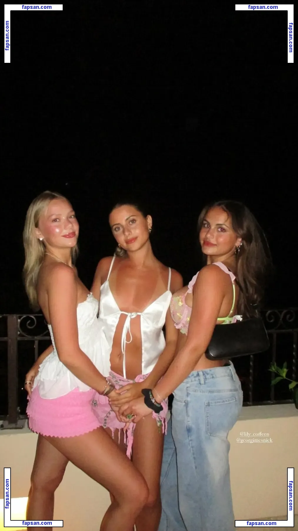 Sara Bella Harris голая фото #0053 с Онлифанс