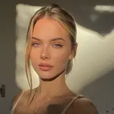 Sara Crumbleleg nude #0020