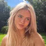 Sara Crumbleleg nude #0021