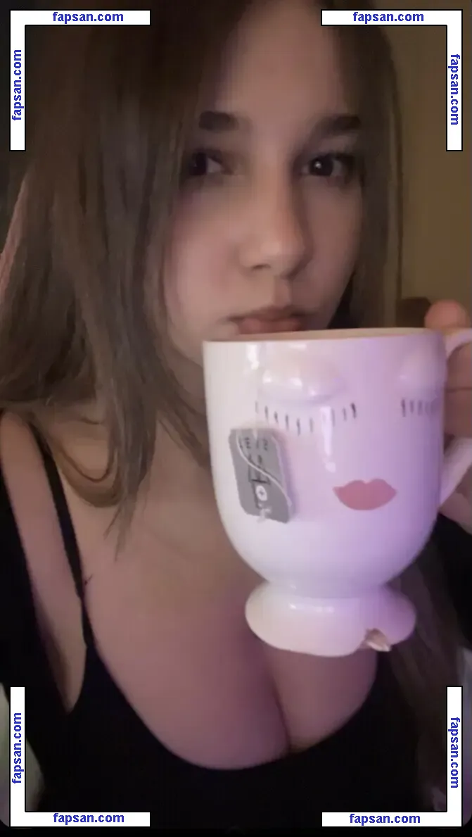 Sara Dobrik голая фото #0033 с Онлифанс