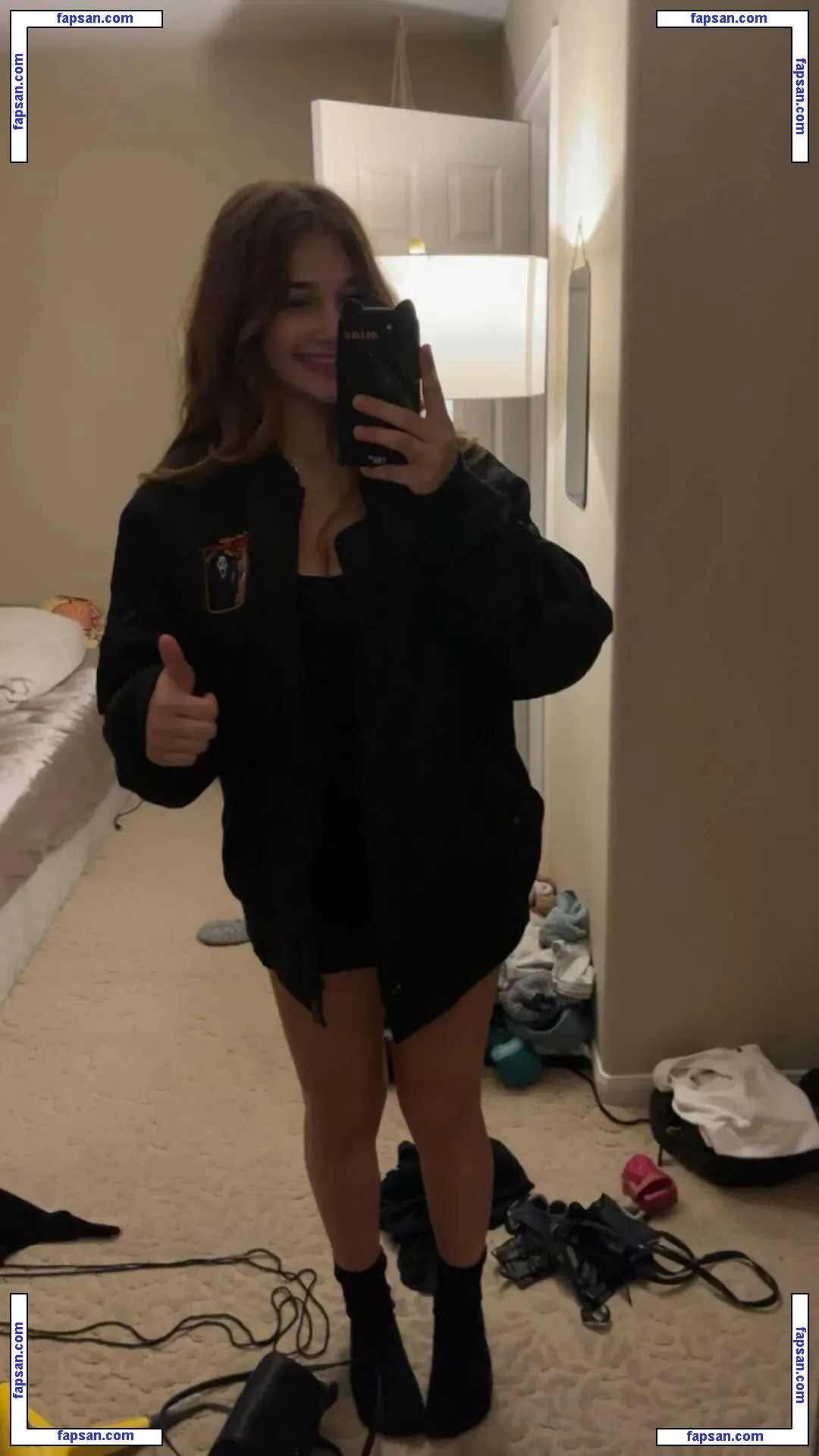 Sara Dobrik голая фото #0039 с Онлифанс