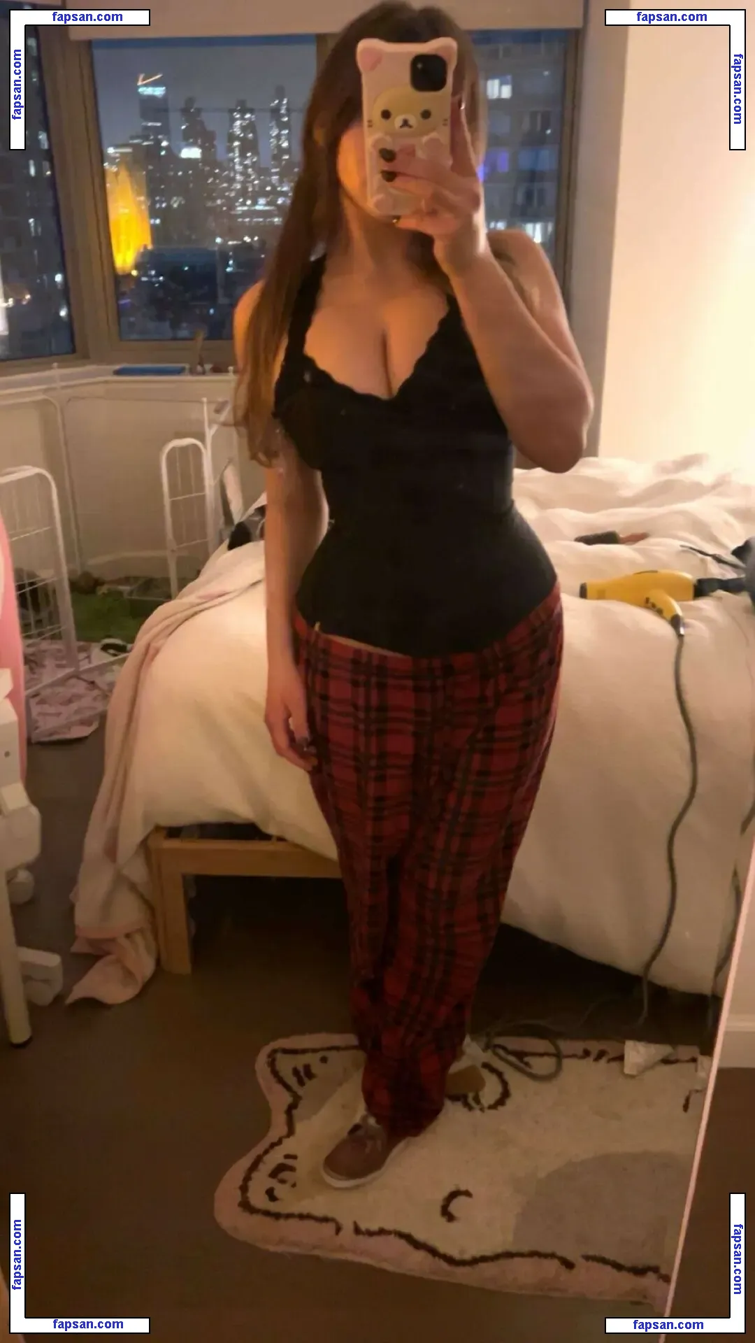 Sara Dobrik голая фото #0040 с Онлифанс