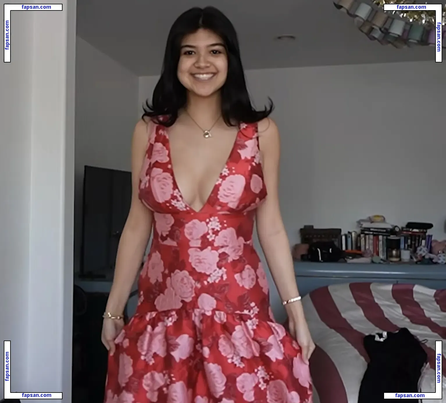 Sara Echeagaray голая фото #0111 с Онлифанс