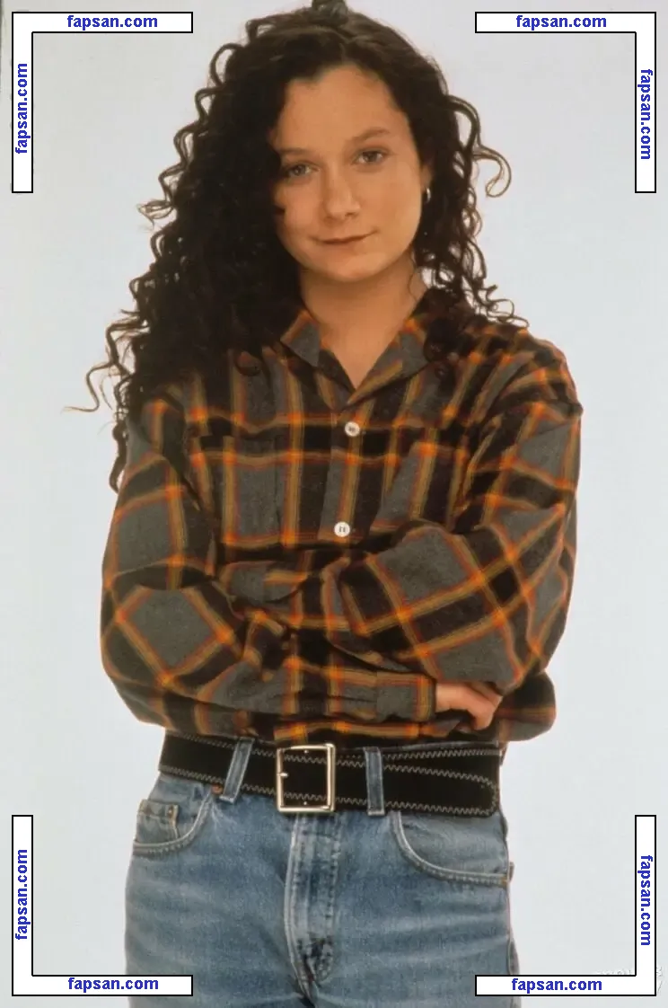 Sara Gilbert голая фото #0001 с Онлифанс