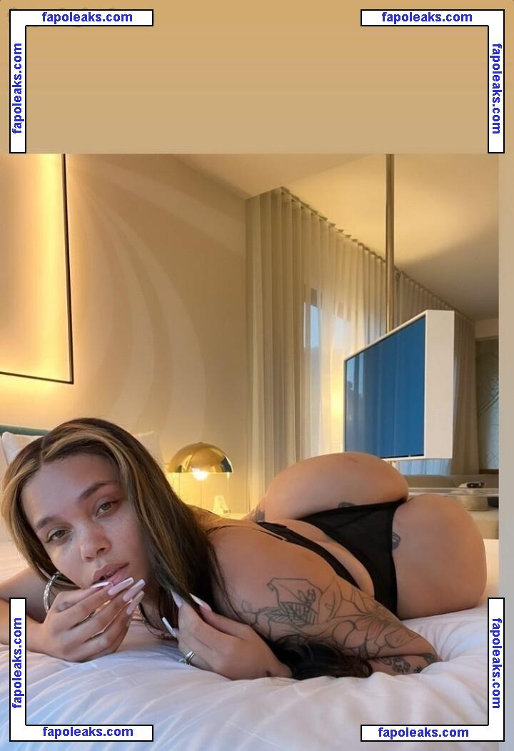 Sara Gold / iamsaragold nude photo #0005 from OnlyFans